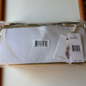 Jessica Simpson Womens Brooke Clutch